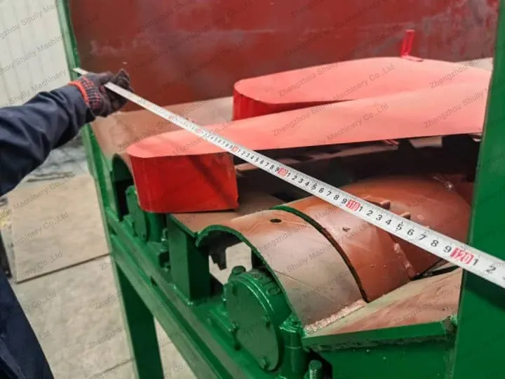 Log debarking machine for sale