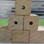 blocos de madeira com/sem furo