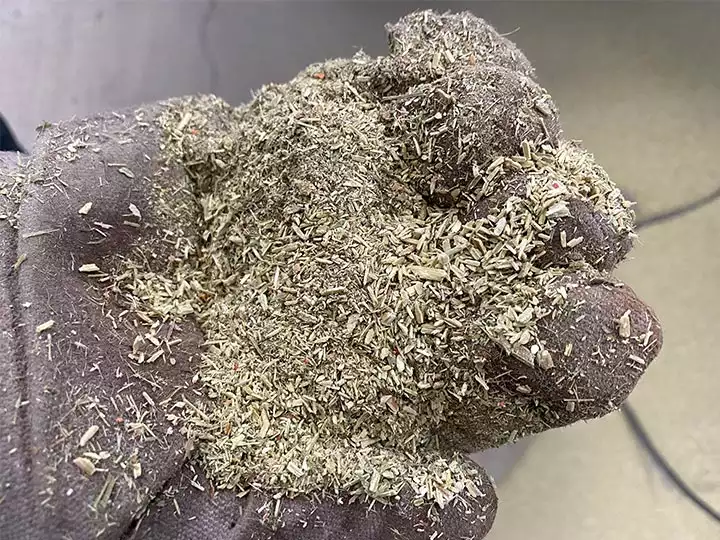 Sawdust grinding effect