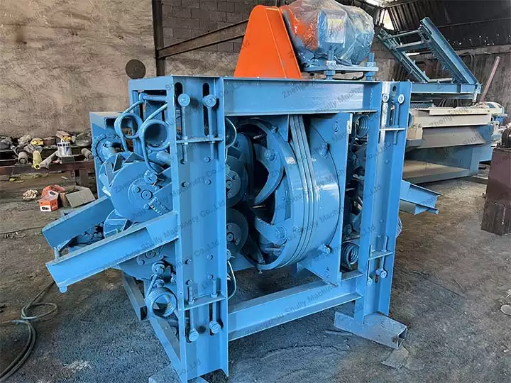 Czech client buys Shuliy tree debarking machine quickly